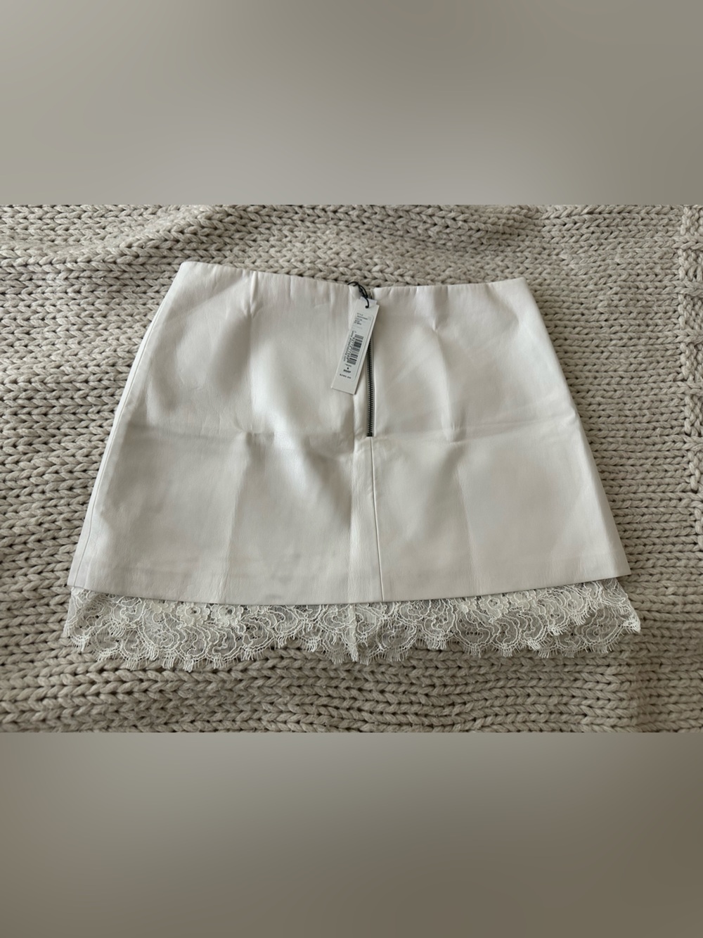 Alice & olivia white leather Skirt with Lace Trim